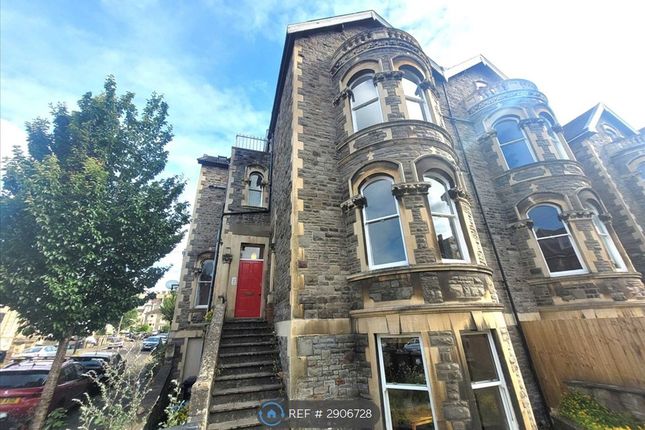 Top Floor Flat, Waverley Road, Bristol photo 2