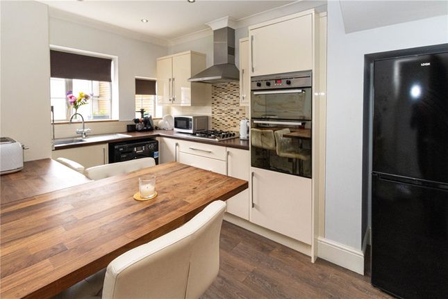 43B, High Street, Hertfordshire photo 3