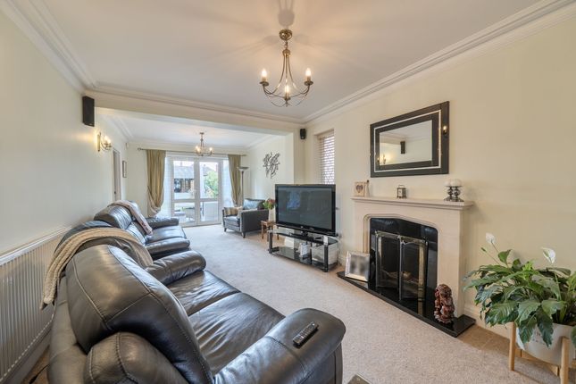 85 Bury Street, Ruislip photo 4
