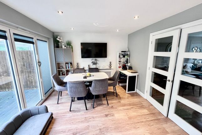 62 Westbury Lane, Newport Pagnell photo 5