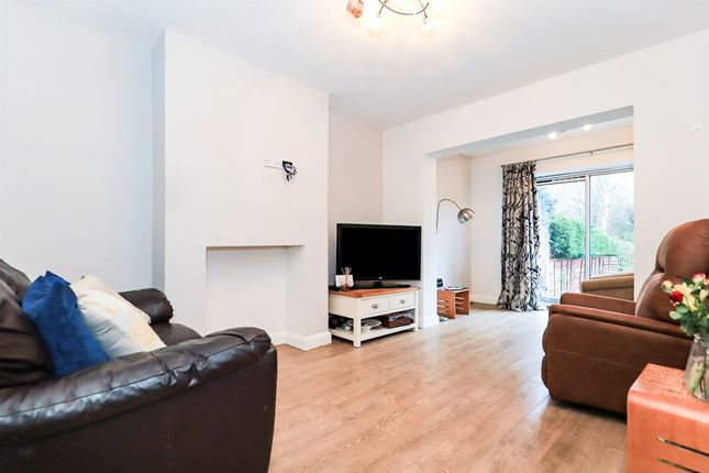 27, Woodland Crescent, Wolverhampton photo 3
