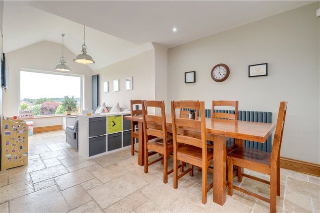 54, Coxwold View, West Yorkshire photo 4