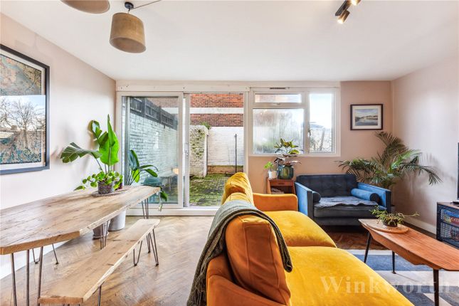 End terrace house to rent in Ethnard Road, London