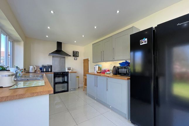6 Corbet Road, Epsom photo 3