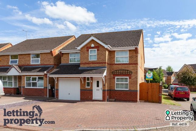Thumbnail Detached house to rent in Holliday Close, Swindon