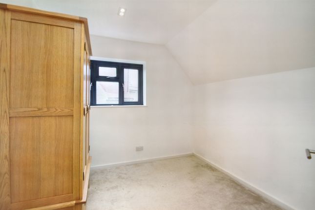 Semi-detached house to rent in Greenstead Avenue, Woodford Green