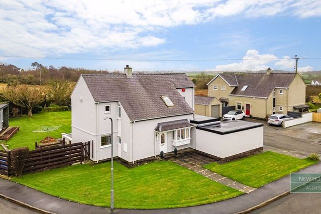 Detached house for sale in 21 Bryn Teg, Llansadwrn, Menai Bridge