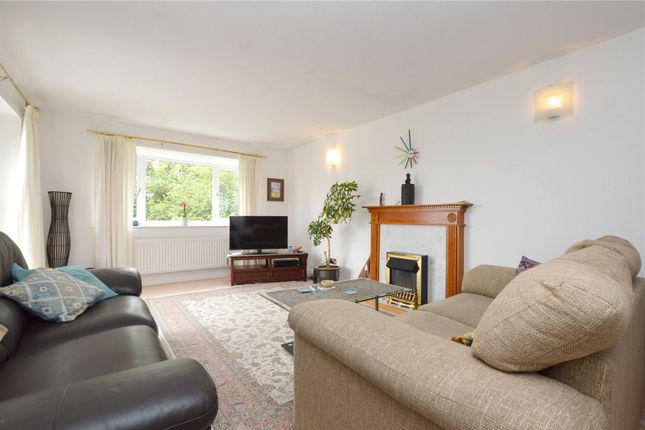 252, Swinnow Lane, Leeds photo 3