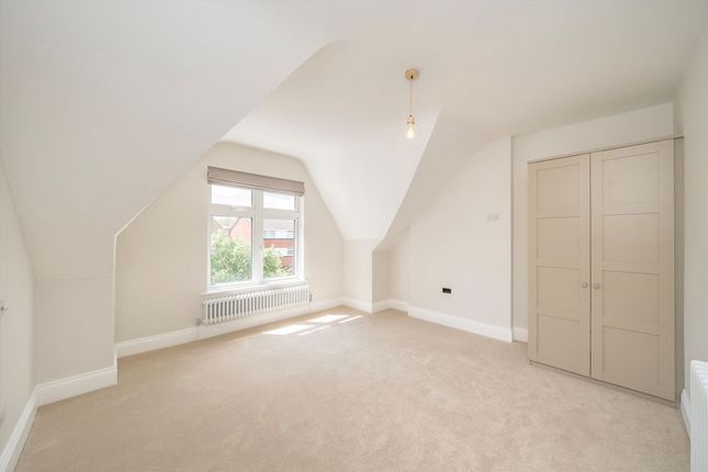 Flat 7, 5, Parklands, Surbiton photo 4