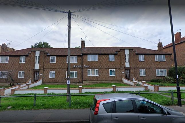 Thumbnail Property to rent in Hoecroft Court, Hoe Lane, London, Enfield