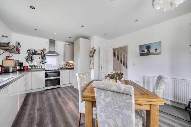 11 Aspinall Close, Bekesbourne, Canterbury photo 3