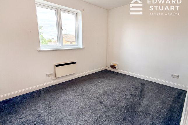 35, Meadenvale, Cambridgeshire photo 4