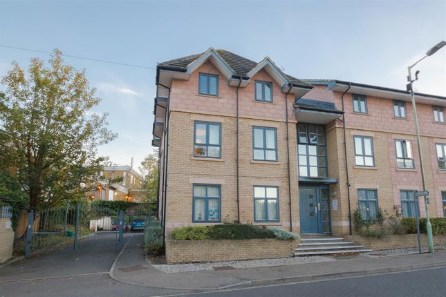 Thumbnail Flat for sale in Cavendish House, Camps Road, Haverhill