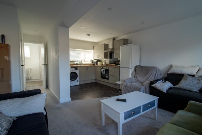 30b, Farm Road, Briton Ferry photo 3