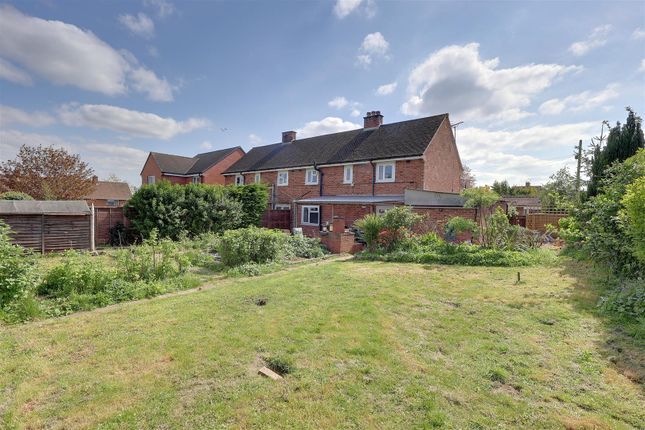 7, Vauxhall, Newent photo 2