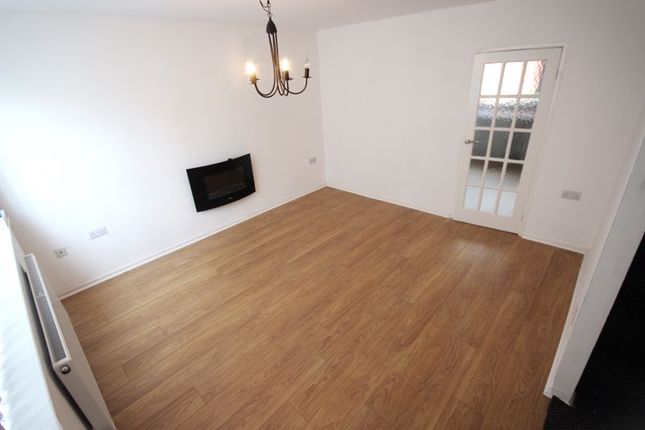 15, Chepstow Way, Walsall photo 2