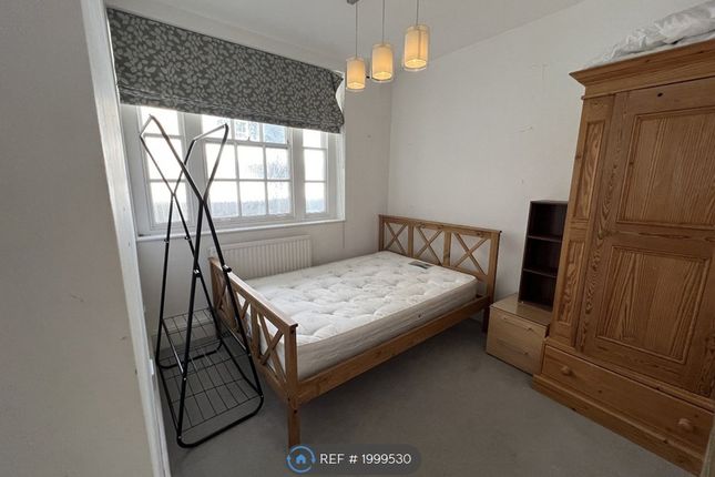 Flat to rent in Tothill House, London