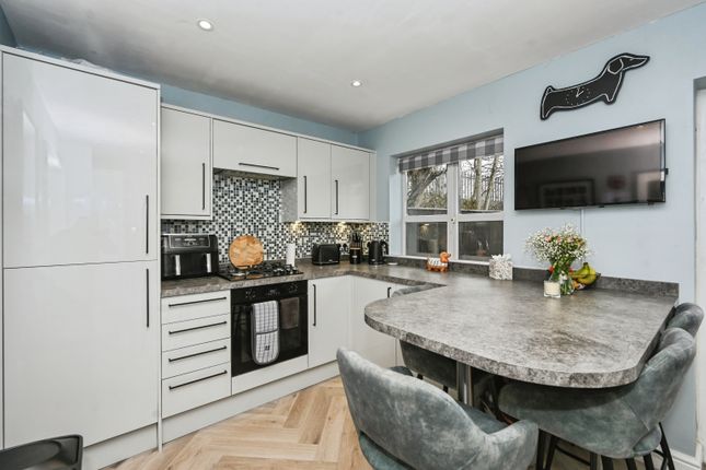 15, Herons Wharf, Appley Bridge, Wigan photo 2