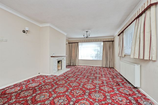 39, Churchill Close, Thetford photo 4