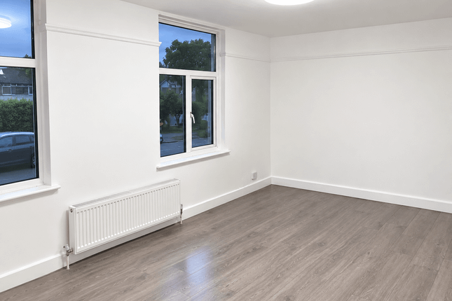 Upper Elmers End, London photo 4