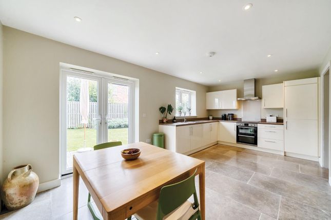 29, Laurels Farm Drive, Tadcaster photo 3
