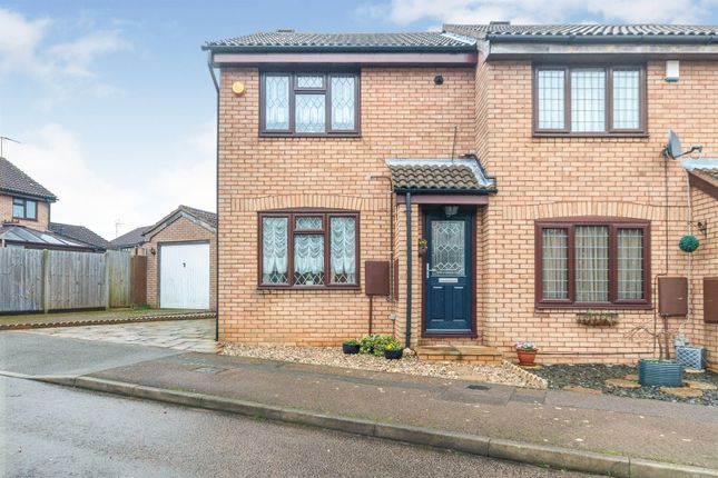 2 bed end terrace house for sale in Tilgate, Luton LU2 - Zoopla