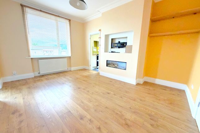 Kingswood Drive, Glasgow photo 4
