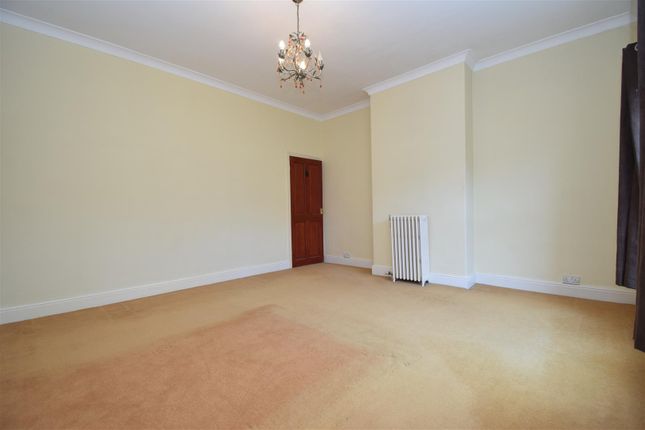 Terraced house to rent in Bank Street, Horbury