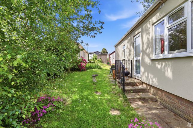 66, Temple Grove Park, West Hanningfield photo 4