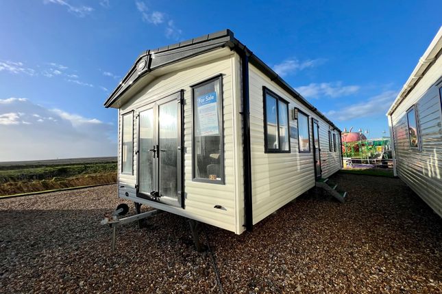 Thumbnail Lodge for sale in Warners Lane, Selsey