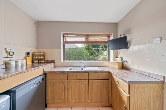 30 Vista Avenue, Newton-Le-Willows photo 3