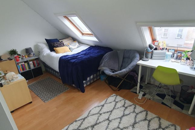 89 Richards Street, Cardiff photo 5