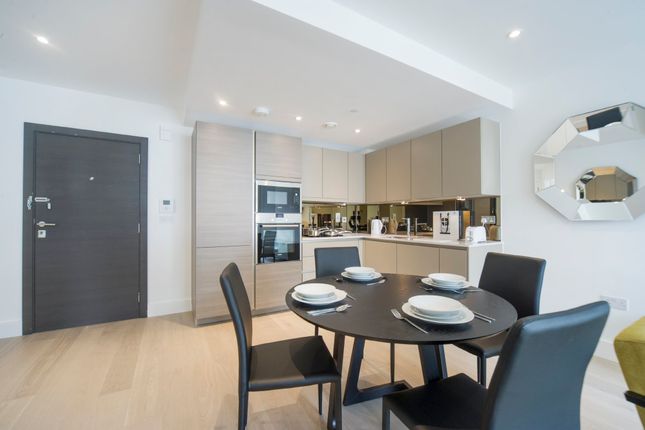 Flat for sale in Claremont House, 28 Quebec Way, London