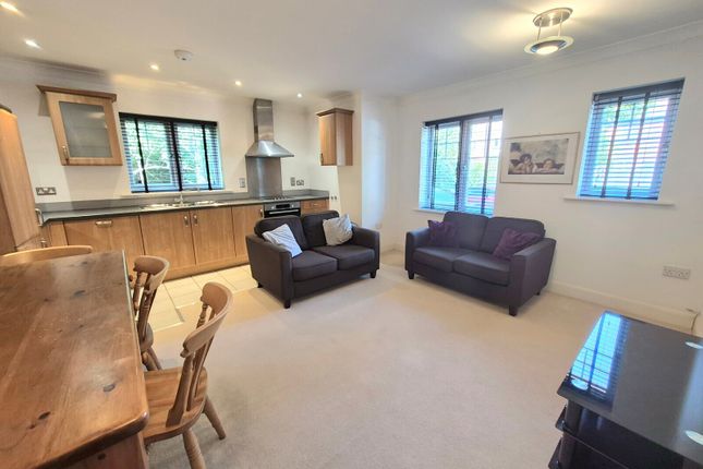 3, White Horse House, Grove photo 2
