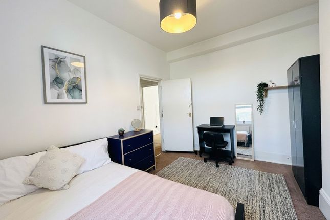 19 Ditchling Rise, Brighton photo 4