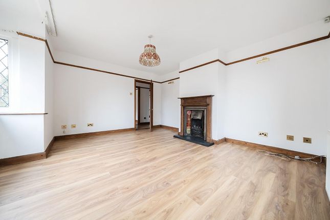 4 The Bungalows, Church Street, Maidstone photo 2
