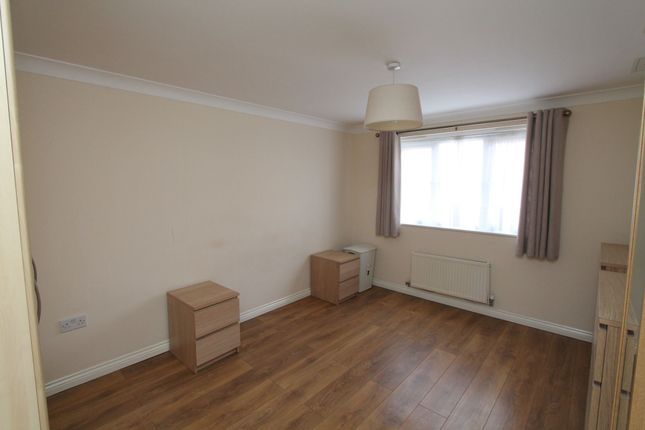 40 Gorseway, Hatfield photo 4