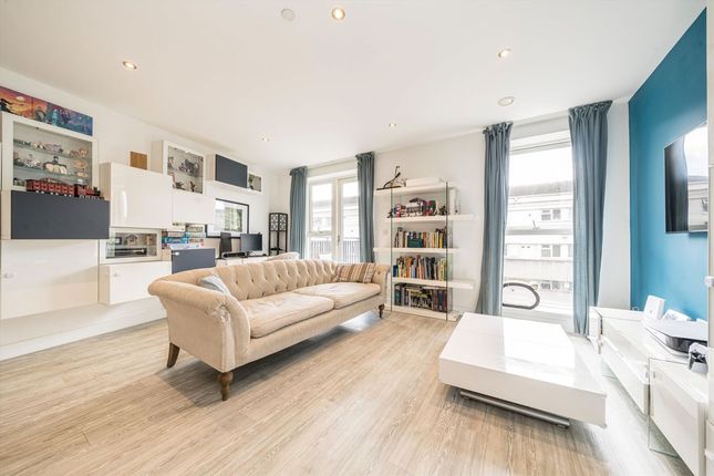51 Granta Court, Trinity Way, London photo 3