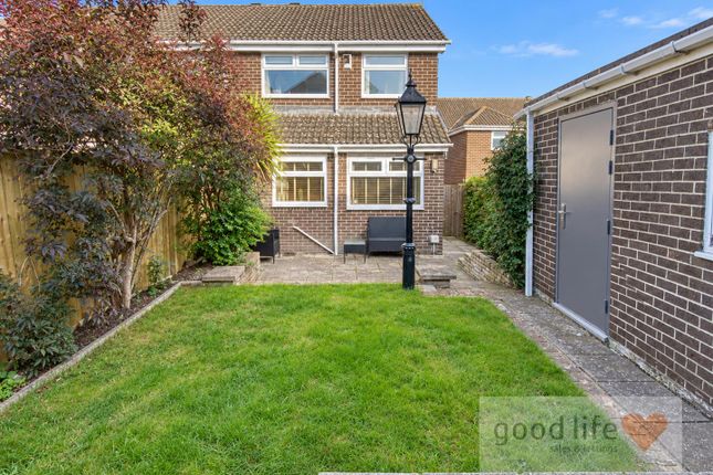 20, Southwold Gardens, Sunderland photo 3
