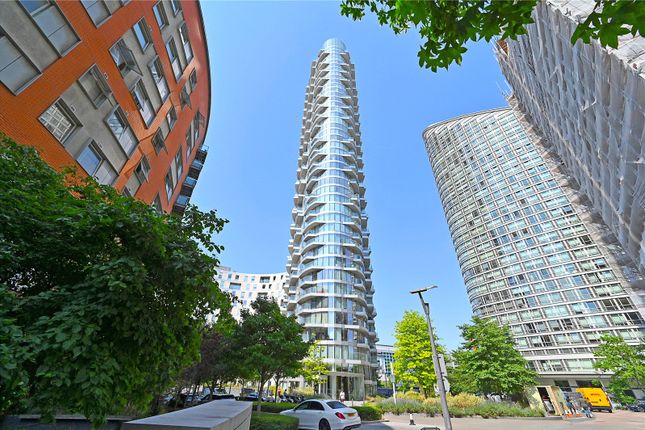 Flat for sale in Charrington Tower, 11 Biscayne Avenue, Canary Wharf, London