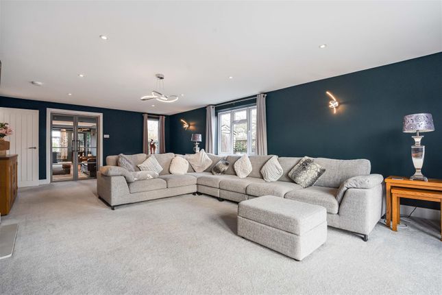 The Oaks, 57, West End, Launton photo 3