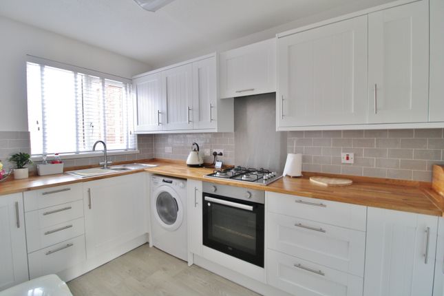 2, Adams Terrace, Drayton, Portsmouth, Hampshire photo 2