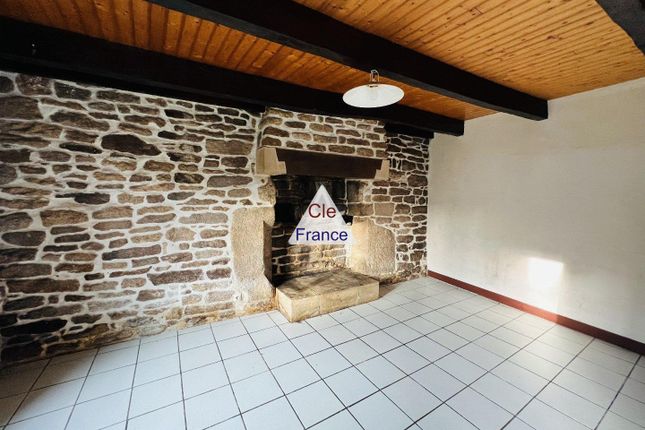 Detached house for sale in Langonnet, Bretagne, 56630, France