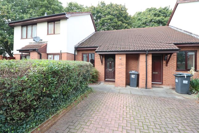 Bungalow for sale in Golf View, Preston