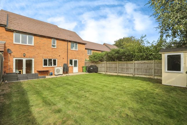 3, Vulcan Close, Huntingdon photo 2