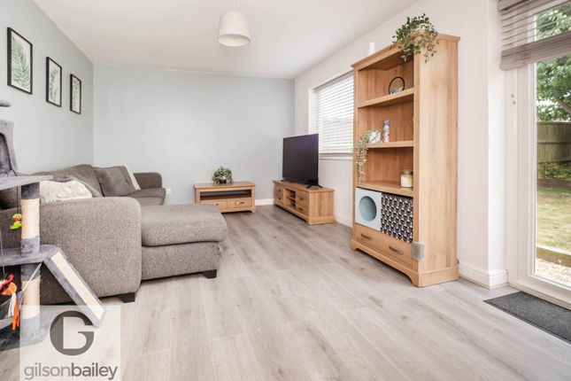 13, Clarendon Drive, Great Yarmouth photo 3