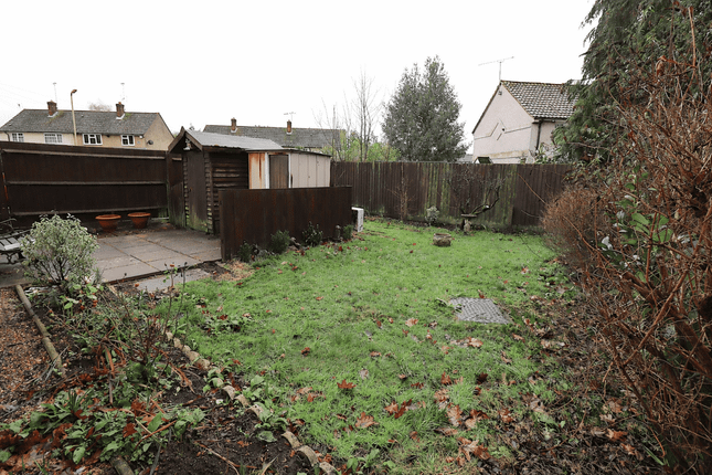 5, All Saints Crescent, Farnborough photo 2