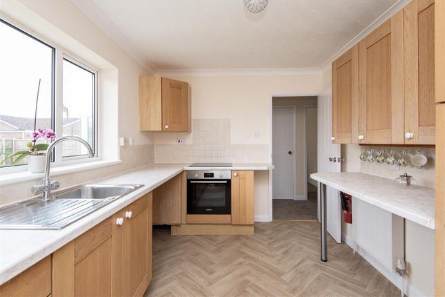 13, Saxon Close, Spalding photo 3