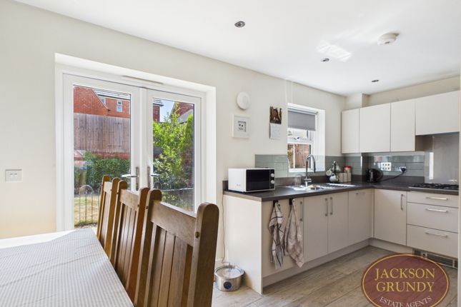 1, Badeslade, Northampton photo 4