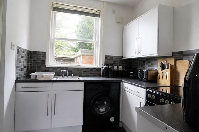 13, Asquith Avenue, York photo 2